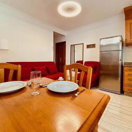 아파트 Click&guest - Comfortable Flat 2 Close To The *